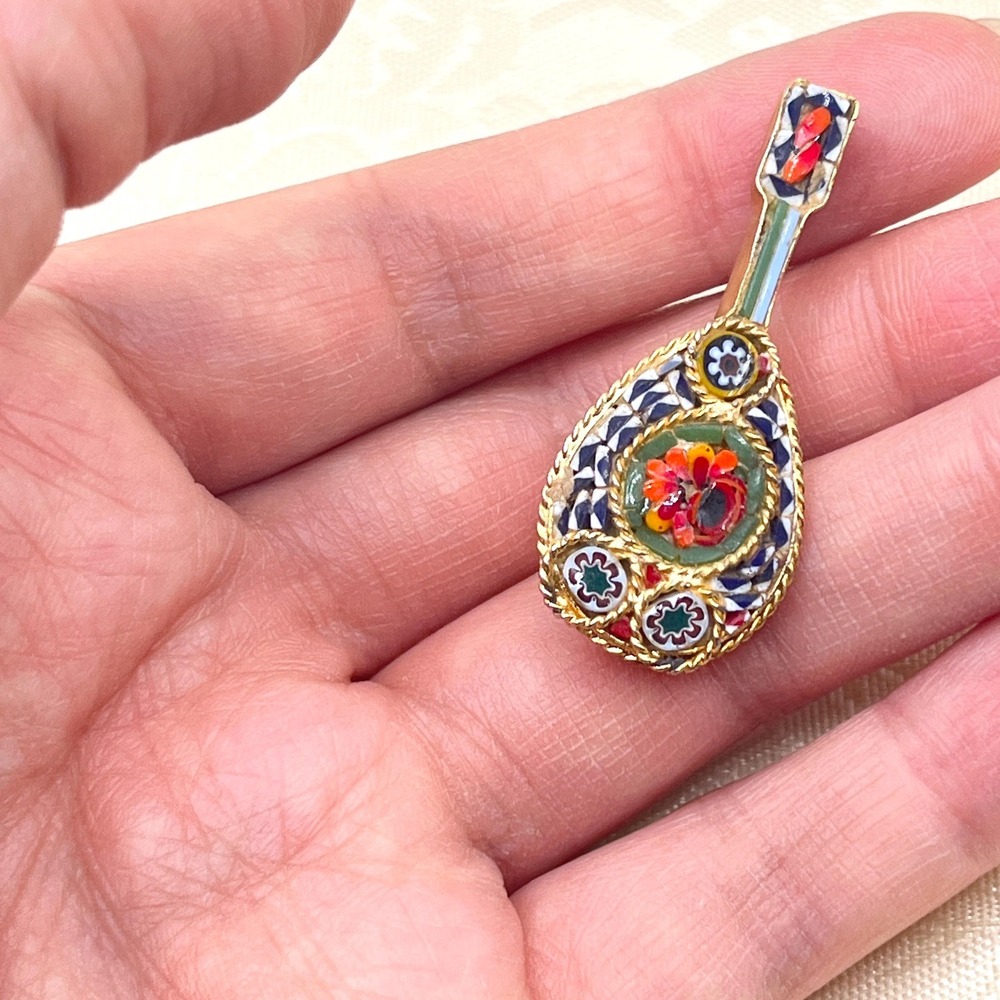 Vintage Italian Micro Mosaic Millefiori Mandolin Guitar Music Brooch - Picture 4 of 7